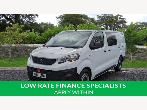 Peugeot Expert BLUE HDI 120 PS PROFESSIONAL CREW CAB / CREW VAN 6 SEAT LONG L2 1400 KG With Air Conditioning, Full Electric Pack, Parking Sensors & Bulkhead . 1 OWNE