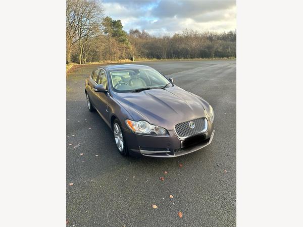 Jaguar XF 2.7d V6 Premium Luxury Auto Euro 4 4dr