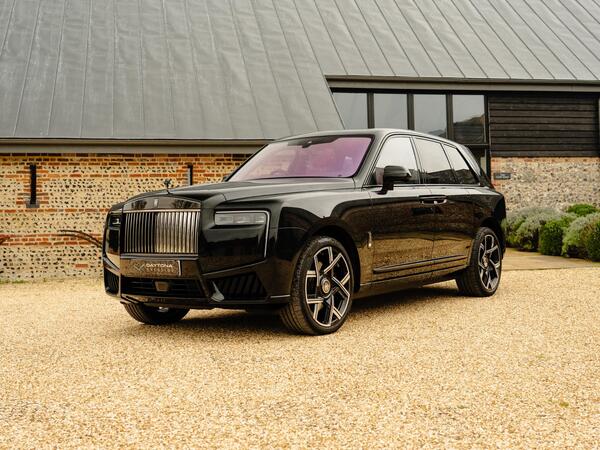 Rolls-Royce Cullinan Series II 6.75 V12 Black Badge Auto 4WD Euro 6 5dr