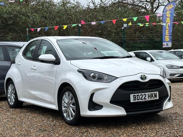 Toyota Yaris 1.5 VVT-h Icon E-CVT Euro 6 (s/s) 5dr