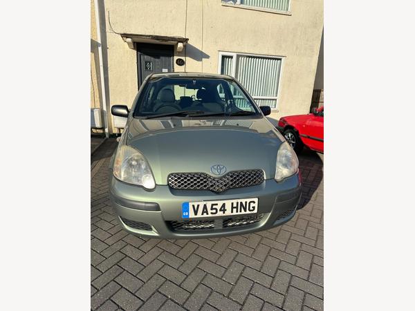 Toyota Yaris 1.0 VVT-i T3 3dr