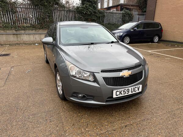 Chevrolet Cruze 1.6 LS Euro 5 4dr