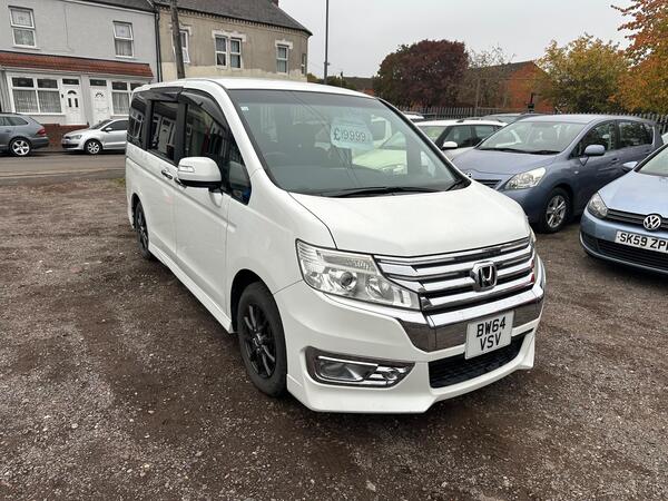 Honda Stepwagon 2.0