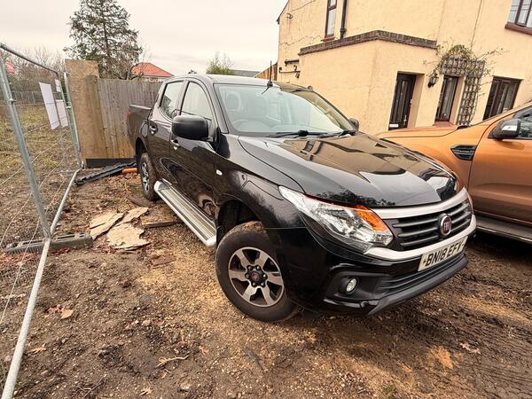 Fiat Fullback 2.4D SX Pickup Double Cab 4dr Diesel Manual 4WD Euro 6 (s/s) (Euro 6) (150 ps)