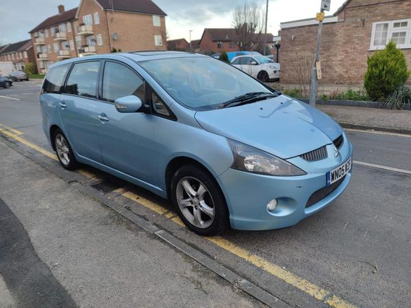Mitsubishi Grandis 2.4 Elegance 5dr