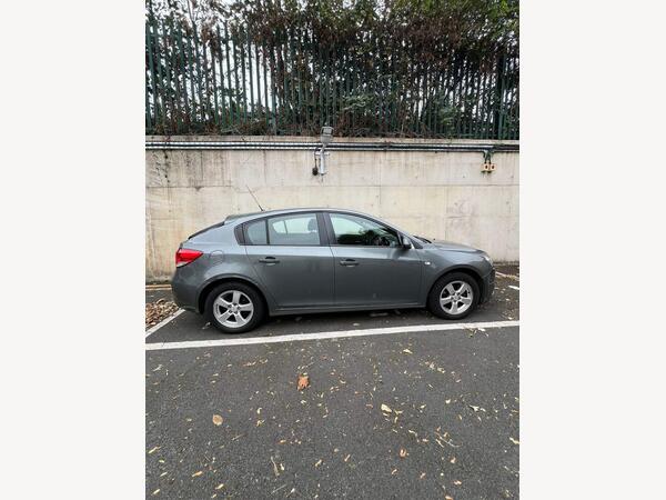 Chevrolet Cruze 1.6 LT Euro 5 5dr