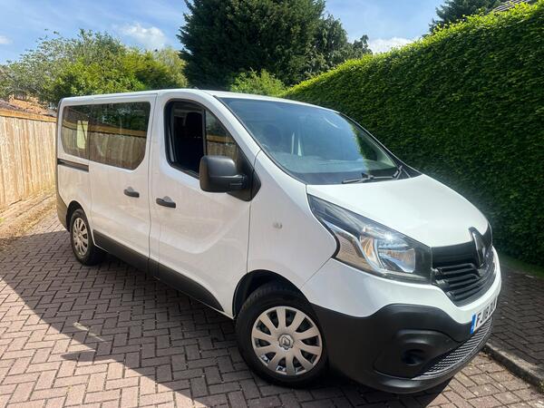 Renault Trafic 1.6 dCi ENERGY 27 Business SWB Euro 6 (s/s) 5dr (9 Seat)