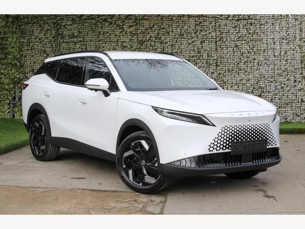 OMODA 7 1.5T SHS 18.4kWh Knight DHT1 Euro 6 (s/s) 5dr