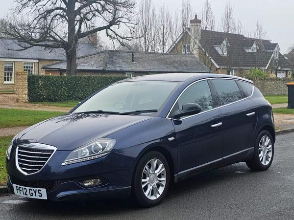 Chrysler Delta 1.4 M-Air SE Euro 5 (s/s) 5dr