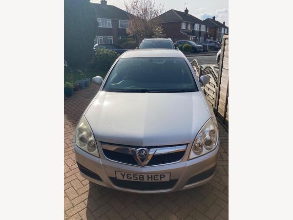Vauxhall Vectra 1.8 VVT Exclusiv 5dr