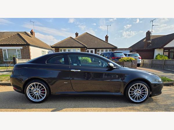 Alfa Romeo GT 2.0 JTS Cloverleaf 2dr