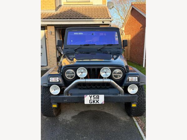 Jeep Wrangler 4.0 Sport Soft top 4x4 3dr