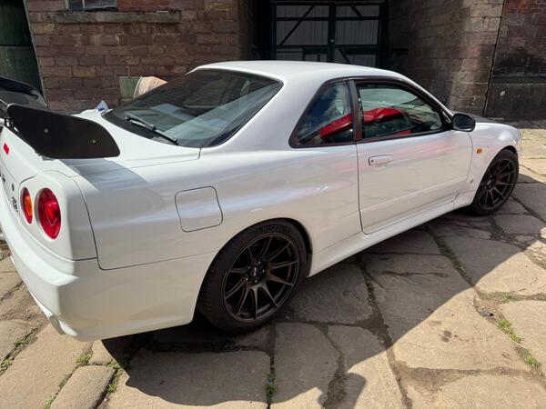 Nissan Skyline