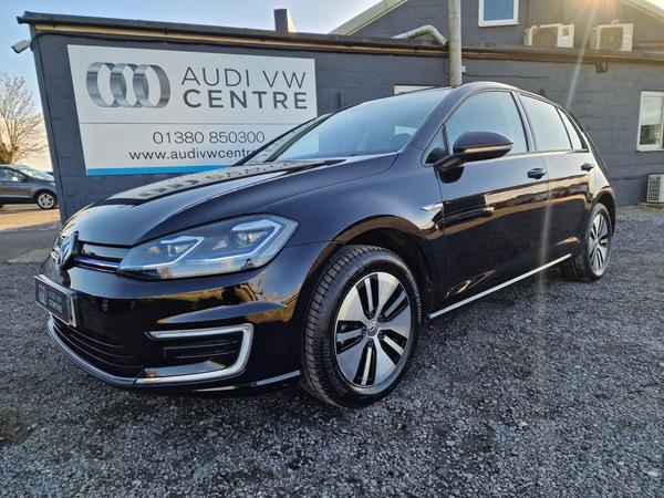 Volkswagen e-Golf 35.8kWh e-Golf Auto 5dr