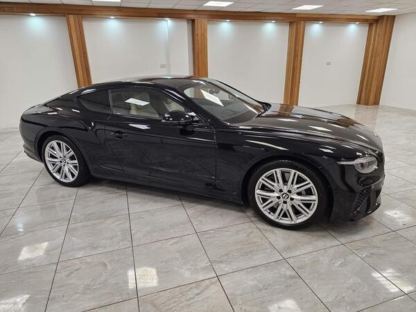 Bentley Continental 4.0 V8 High-Performance 25.9kWh GT Auto 4WD Euro 6 (s/s) 2dr