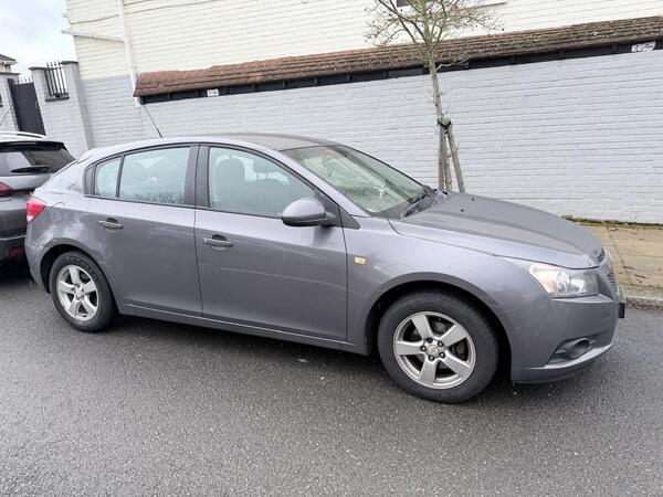 Chevrolet Cruze 1.6 LT Auto Euro 5 5dr