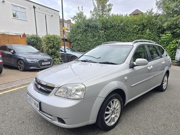 Chevrolet Lacetti 1.6 SX 5dr