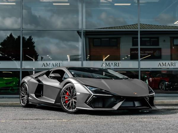 Lamborghini Revuelto 6.5 V12 3.8kWh AMT 4WD Euro 6 2dr