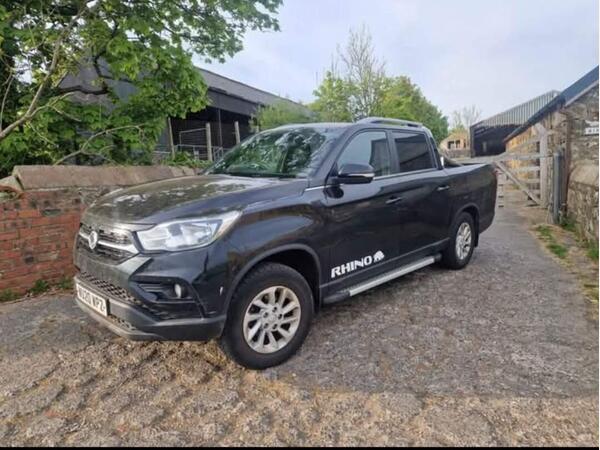 SsangYong Musso 2.2D Rhino Pickup Double Cab 4dr Diesel Auto 4WD Euro 6 (181 ps)