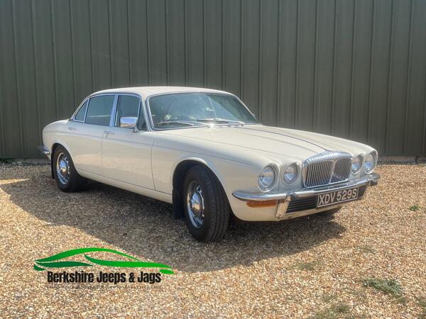 Daimler Sovereign 4dr