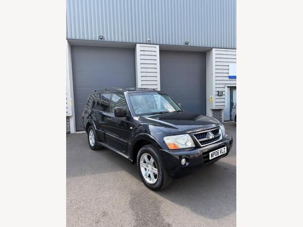 Mitsubishi Shogun 3.2 DI-D Elegance 5dr