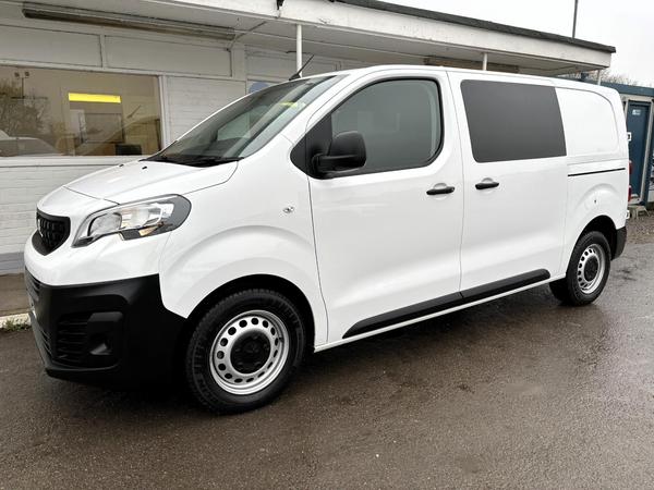 Peugeot Expert BlueHDi 145 ps Professional Premium Crew Van L1