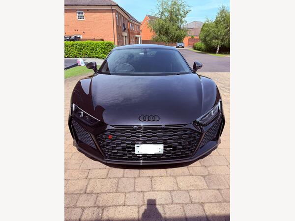 Audi R8 5.2 FSI V10 Performance Edition S Tronic quattro Euro 6 (s/s) 2dr