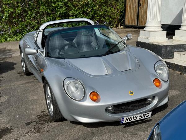 Lotus Elise 1.8 2dr