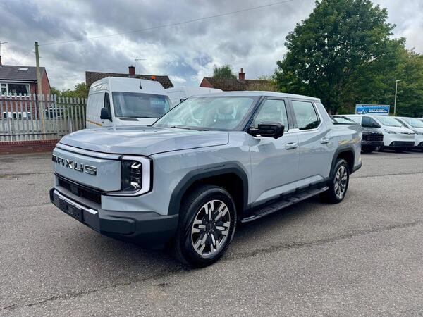 MAXUS eTERRON 9 LUXURY 442PS