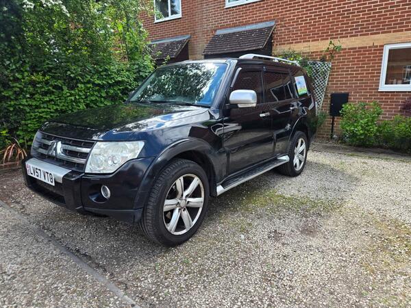 Mitsubishi Shogun 3.2 DI-DC Diamond Auto 4WD Euro 4 5dr LWB