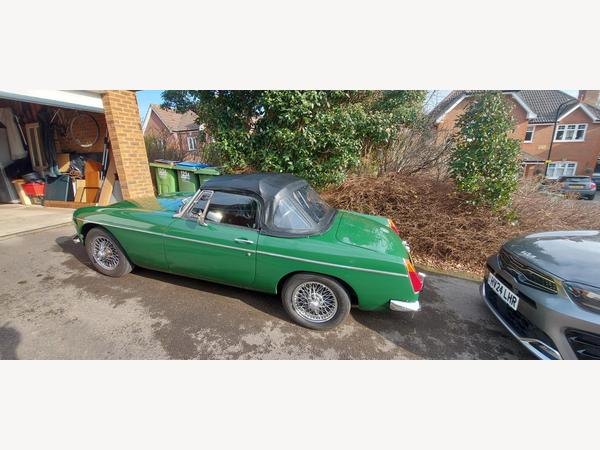 MG MGB GT 1.8 2dr
