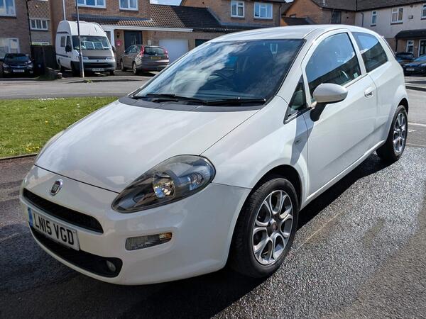 Fiat Punto 1.4 Easy Euro 6 (s/s) 3dr