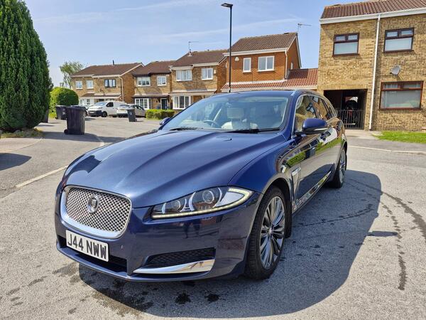 Jaguar XF 3.0d V6 Premium Luxury Sportbrake Auto Euro 5 (s/s) 5dr