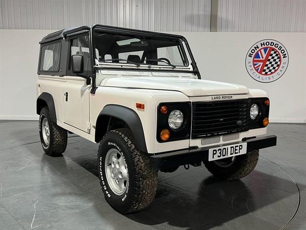 Land Rover Defender 90 3.5 Hard Top SUV SWB 2dr