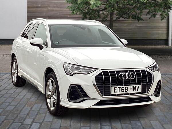 Audi Q3 1.5 TFSI CoD 35 S line S Tronic Euro 6 (s/s) 5dr