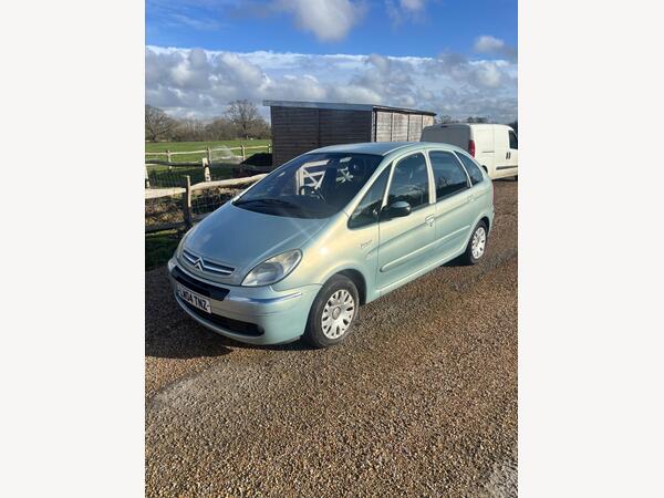 Citroen Xsara Picasso 1.6i Desire 5dr