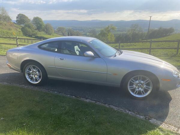 Jaguar XK8 4.0 2dr