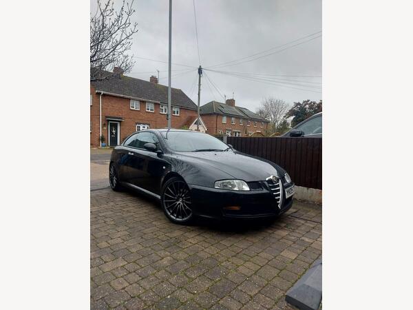 Alfa Romeo GT 1.9 JTDM 16V 2dr