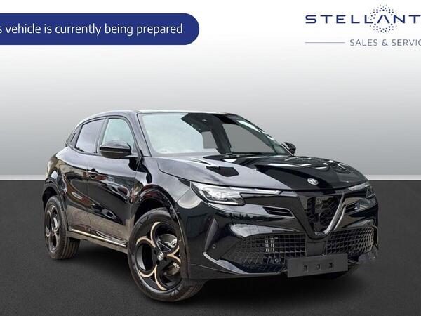 Alfa Romeo Junior 1.2 MHEV Ibrida e-DCT Euro 6 (s/s) 5dr