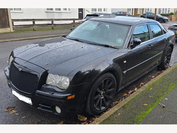 Chrysler 300C 6.1 Hemi V8 SRT-8 4dr