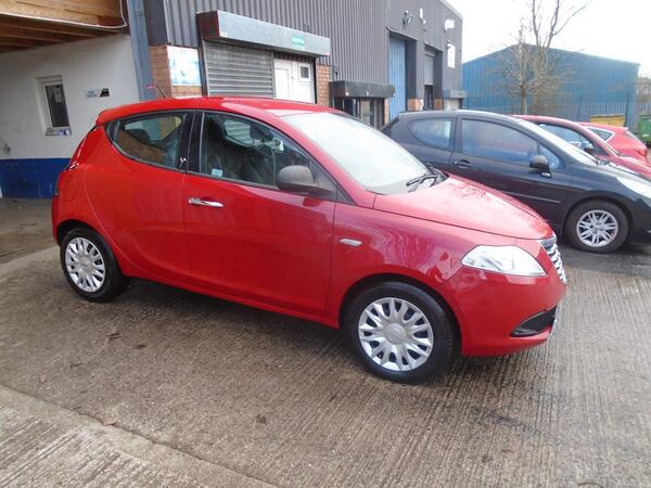 Chrysler Ypsilon 1.2 S Euro 5 (s/s) 5dr