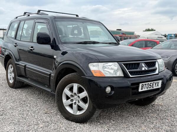 Mitsubishi Shogun 3.2 DI-D Elegance 5dr