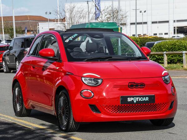 Fiat 500e C 42kWh RED Auto 2dr