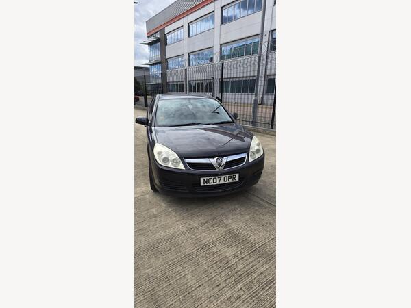 Vauxhall Vectra 1.8 VVT Life 5dr