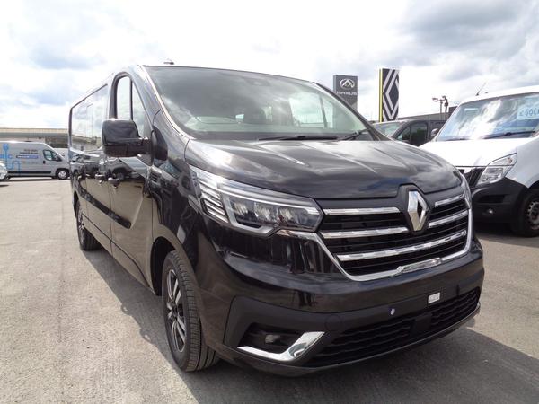 Renault Trafic 2.0 dCi Blue 30 Extra Sport Crew Van EDC Euro 6 (s/s) 6dr