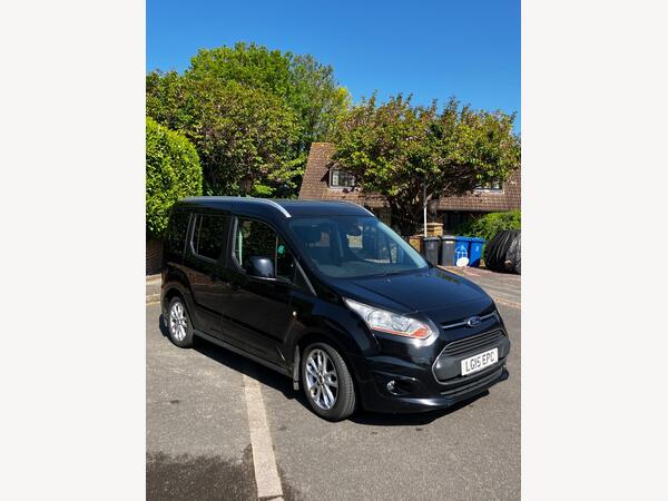 Ford Tourneo Connect 1.6 TDCi Titanium Euro 5 5dr
