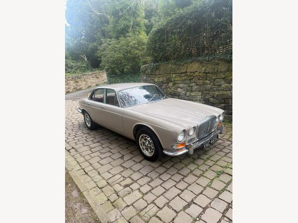 Daimler Sovereign