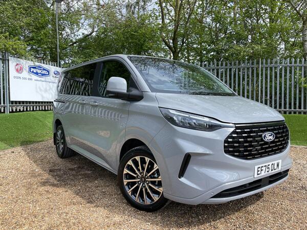 Ford Tourneo Custom 2.0 320 EcoBlue Titanium X Minibus Double Cab 5dr Diesel Auto L1 Euro 6 (s/s) (170 ps)