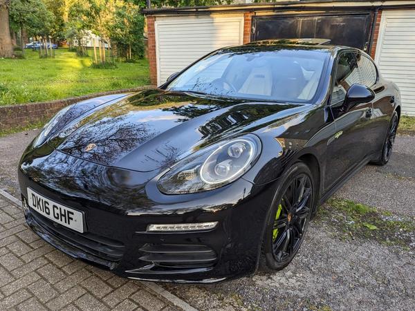 Porsche Panamera 3.0 V6 E-Hybrid S TiptronicS Euro 6 (s/s) 5dr