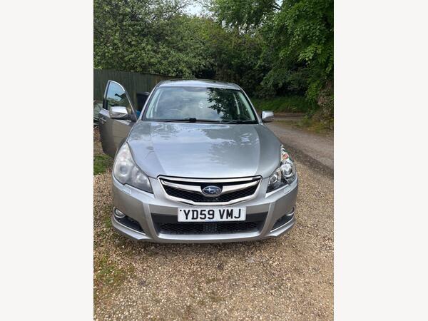Subaru Legacy 2.5i SE Sport Tourer Lineartronic 4WD Euro 5 5dr